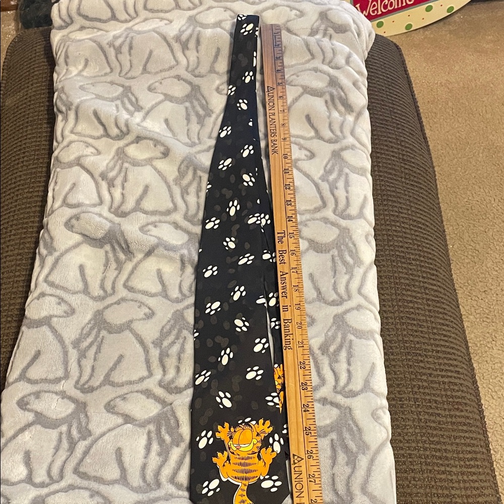 Addiction Black and White Paw Print Tie